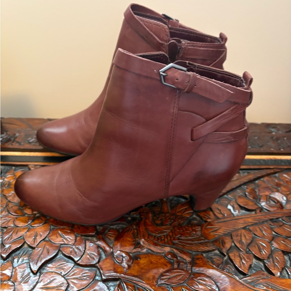 Sam Edelman Women's Wine-Coloured Ankle Boots